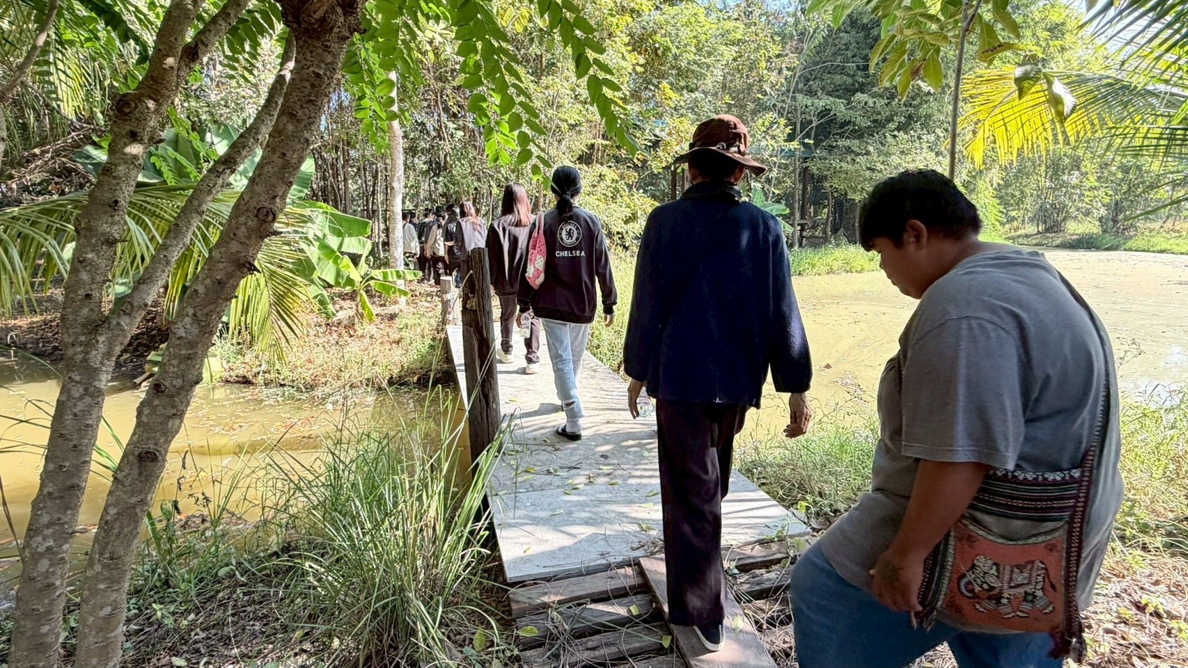 title - ส.ป.ก.อ่างทอง จัดอบรมโครงการยกระดับศักยภาพการพัฒนาสินค้าเกษตรชีวภาพ กิจกรรมยกระดับศักยภาพการเกษตรชีวภาพ ปีงบประมาณ พ.ศ. 2569 หลักสูตร “การเพิ่มประสิทธิภาพการผลิตพืชสมุนไพรในเขตปฏิรูปที่ดิน“